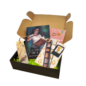 Zestaw prezentowy II - książka + gadżety